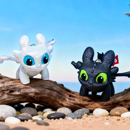 Toothless Dragon Keychain - Moving Wings & Light-Up Eyes Keyring