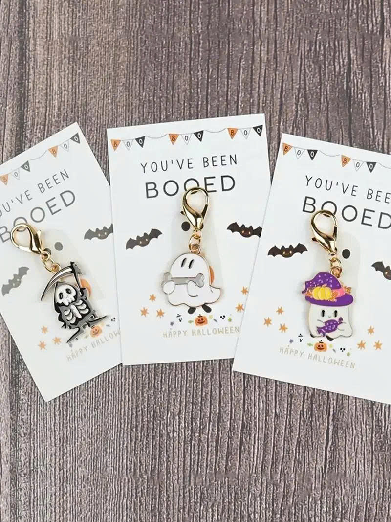 6Pcs Cute Halloween Ghost Keychain Set with You've Been Booed Cards