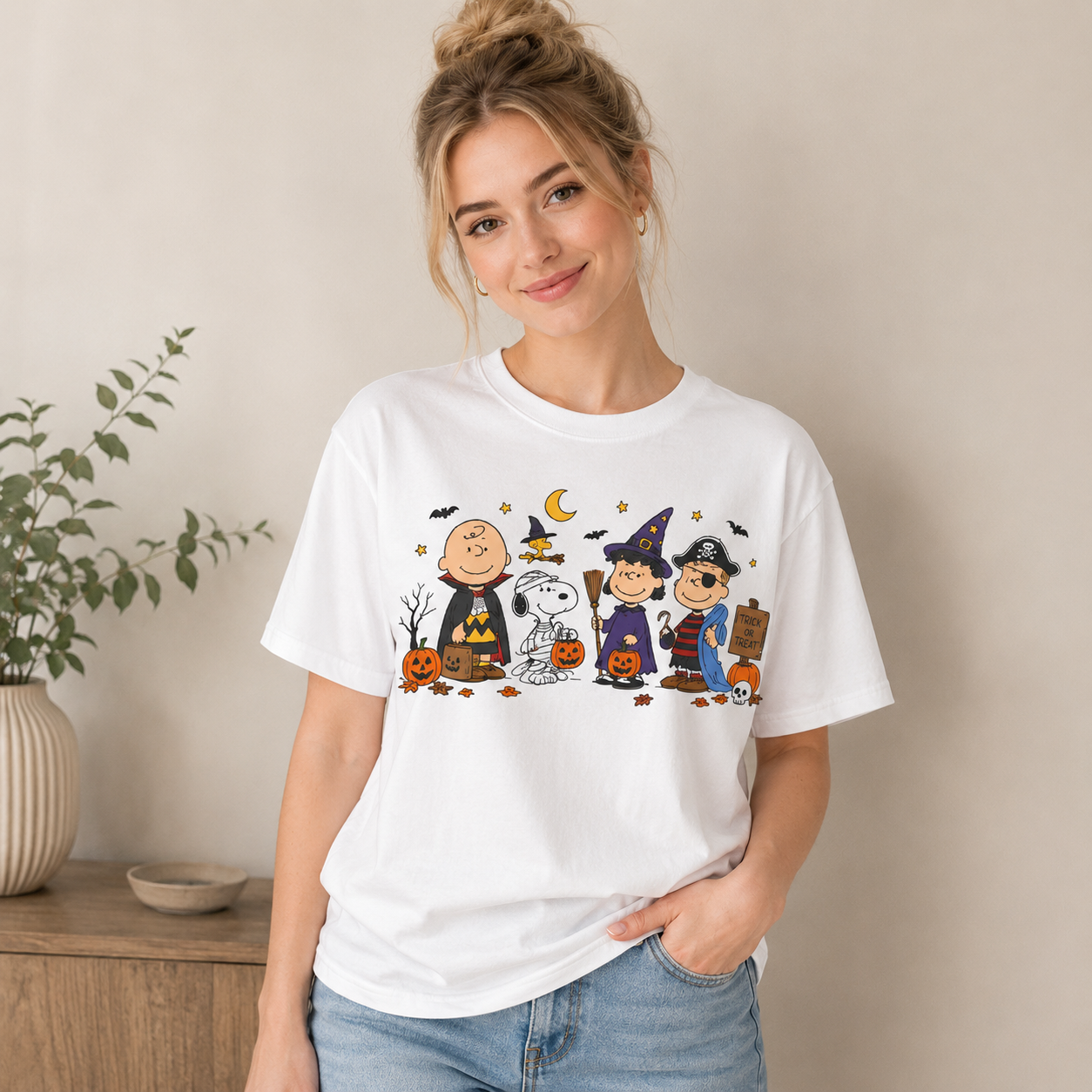 Peanuts Gang Halloween T-Shirt | Snoopy & Charlie Brown Trick or Treat Tee
