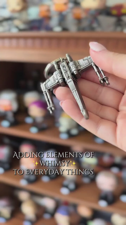 Star Wars 3D Metal Keychain - Mandalorian Falcon R2-D2 Keyring (1PC)