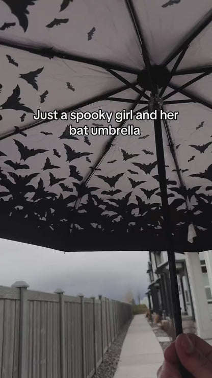 OTOTO Spookula Vampire Folding Umbrella - Windproof Travel Parasol